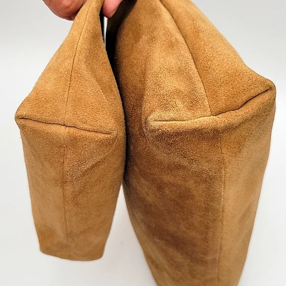 Loewe Tan and Black Clutch LARGE ONLY - Picture 13 of 14